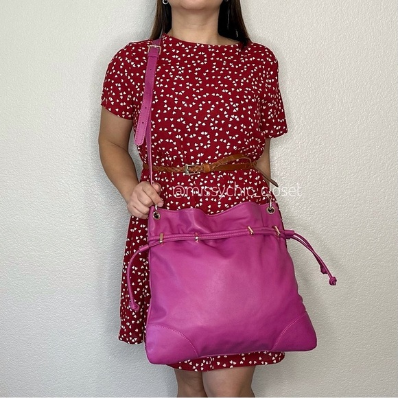 Valentina Fiore Genuine Leather Made in Italy Crossbody Bag - Picture 1 of 13